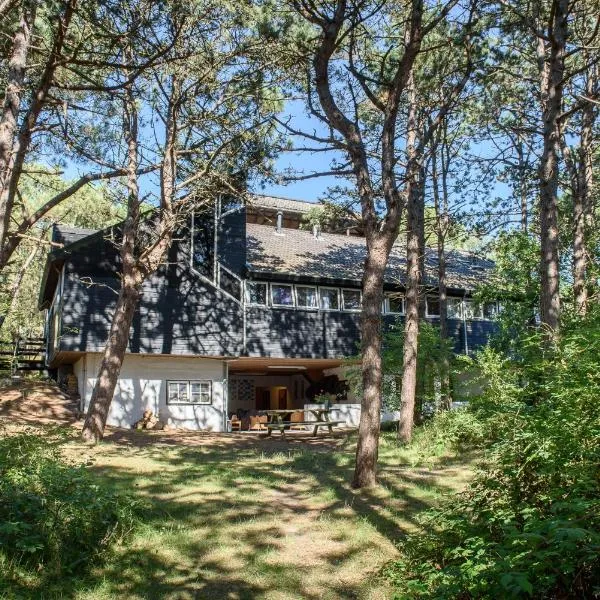 De Folks, hotel in Hoorn