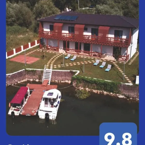 Eden Uzlina, hotel di Uzlina