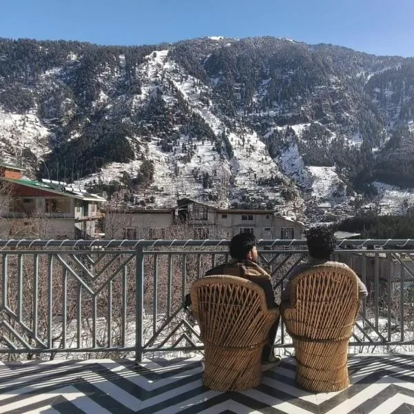 Joeys Hostel Manali, hotel u gradu Manali