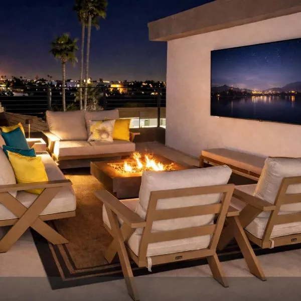 Scottsdale 3BR with Private XL Rooftop, 2Car Garage, Heated Pool & Hot Tub, EV L2, 12min to Airport, hotell sihtkohas Scottsdale