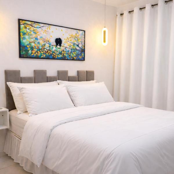 Apartamento Climatizado e Charmoso com Cantinho do Café e Piscina em Condomínio
