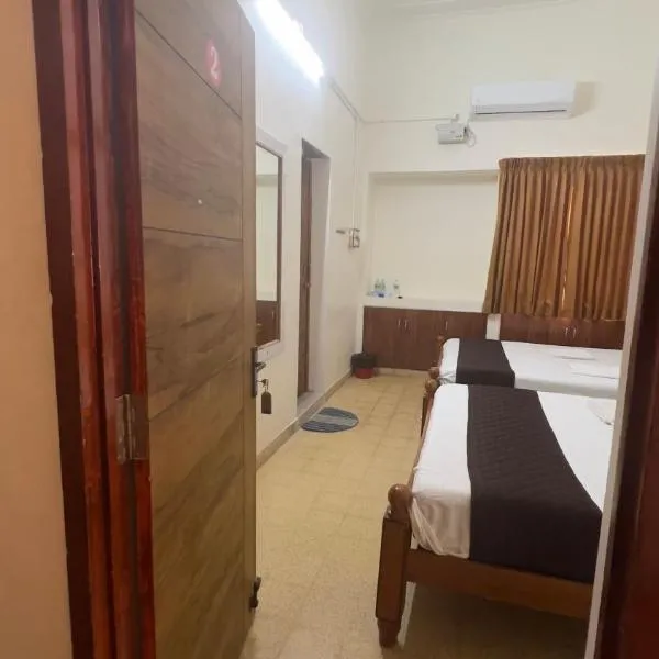 Viesnīca Hotel Madurai Comforts pilsētā Madurai