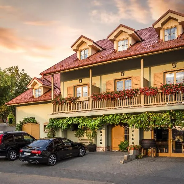 Penzion a vinařství U Vrbů, hotel in Hustopeče