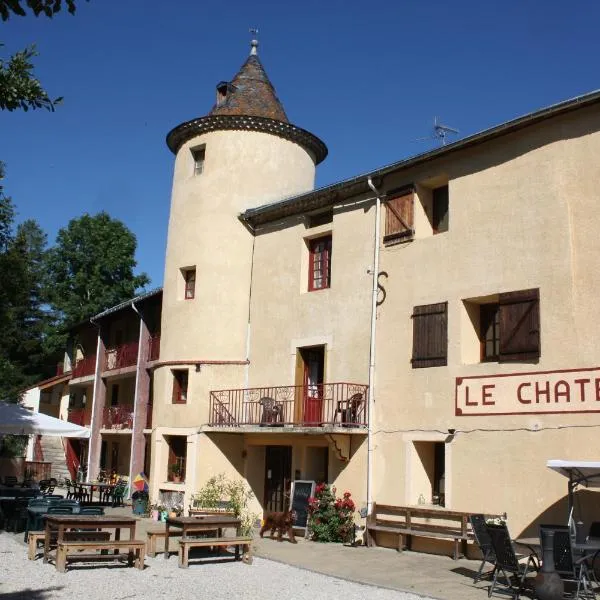 Chateau de Camurac, hotel di Comus