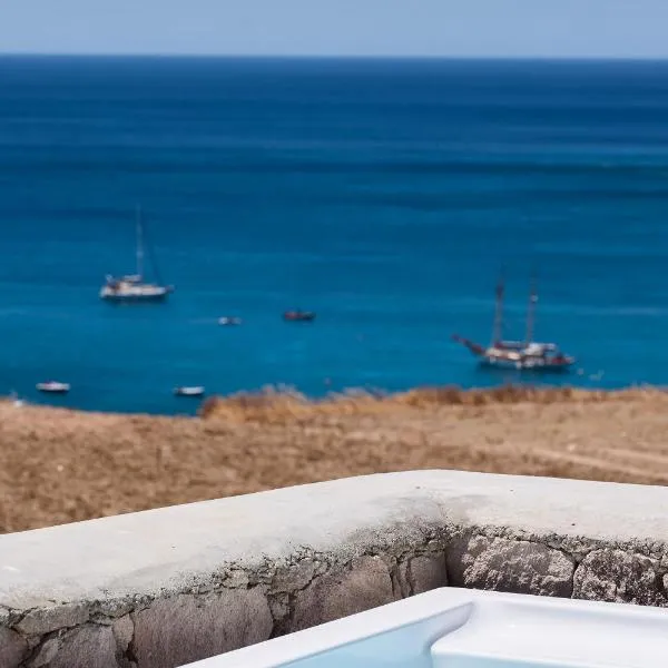 Armony Suites Milos, hotell i Paliochori