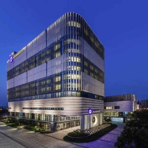 Grand Mercure Shanghai Lingang – hotel w Szanghaju