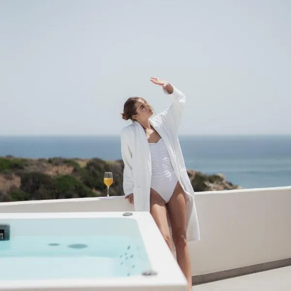 Armony Suites Milos, Hotel in Paliochori