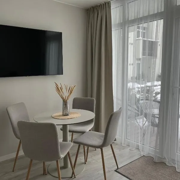 Apartamentai su terasa, hotel in Juodkrantė