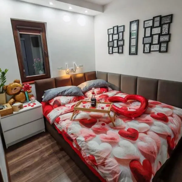 Apartament Crooked stairs，綠山城的飯店