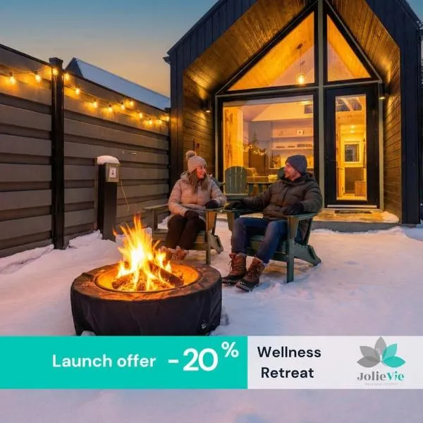 Jolie Vie Wellness Retreat, Wood Tiny Home #5 โรงแรมในแกรนด์ฟอลส์
