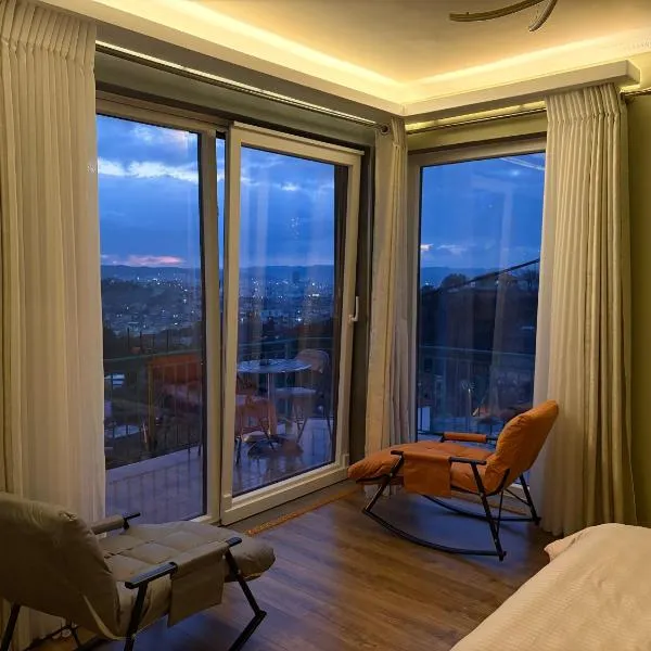Tirana SkyView, hotel in Tirana