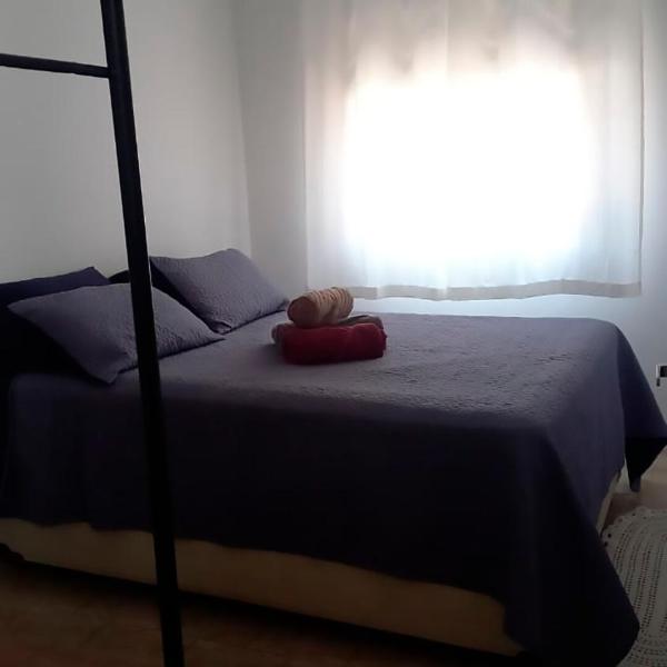 Seu apê no Canto do Forte com Wi-Fi e Pet Friendly - Estacionamento Rotativo - Foto 2