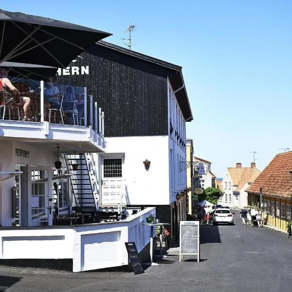 Klippen Hotel - Therns, hotell i Gudhjem
