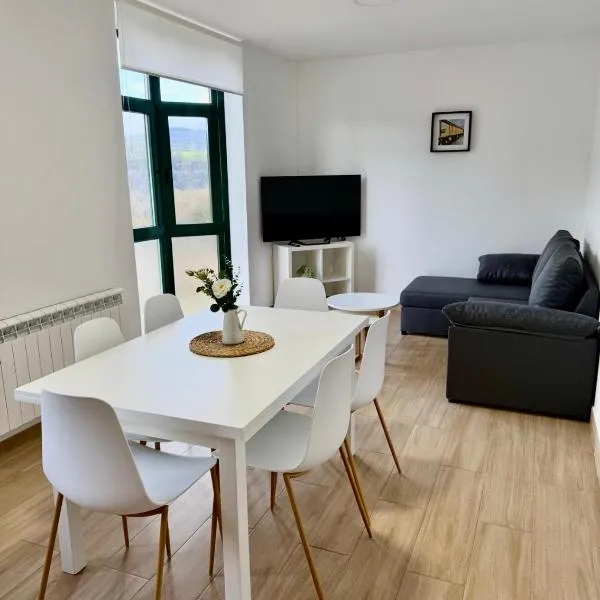 PortoHome 2, hotel u gradu Portomarin