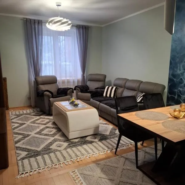 Apartament Astronautow Rynek 10 min, hotel en Kielce