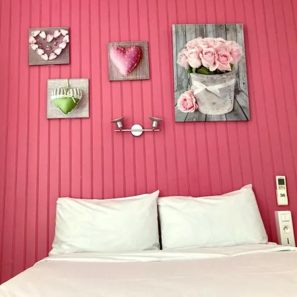 Le Rialto Hôtel Parc Des Expositions, מלון בלה סיקווסטרה