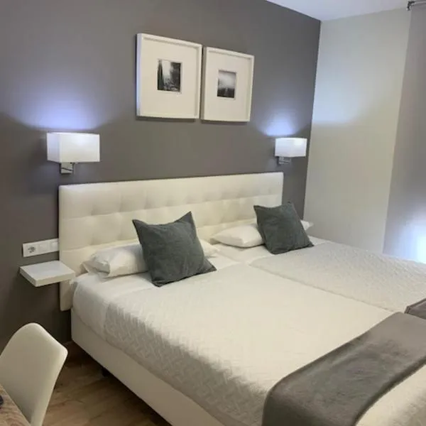 Hostal el Rocio、パラクエジョス・デ・ハラマのホテル