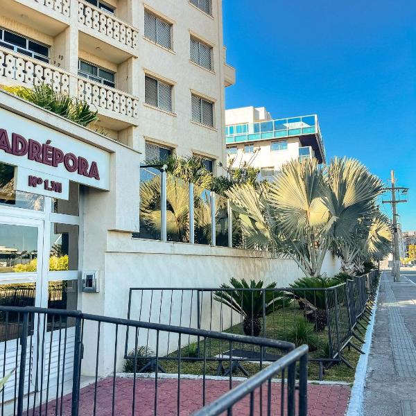 Apartamento de Frente para a Praia do Forte