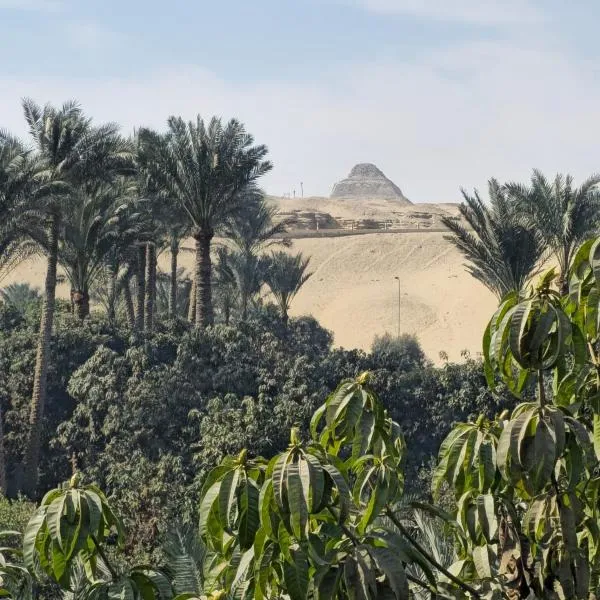 Ancient Backyard Guesthouse, hotel v mestu Abū Şīr