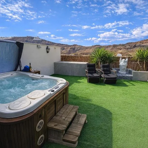 Casa Vikingo Holiday Home with optional Hot Tub，莫甘的飯店