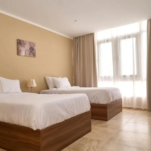 The Fit Stop Hostel, hotel in Hurghada