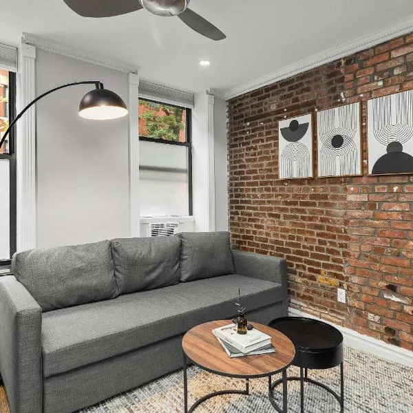 Trendy East Village Escape, Hotel in New York