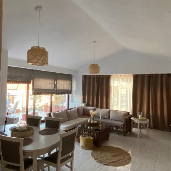 Christina's Home, hotel a Ciutat de Skíathos