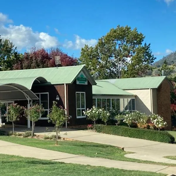 Tumbarumba Motel & Elms Restaurant: Tumbarumba şehrinde bir otel