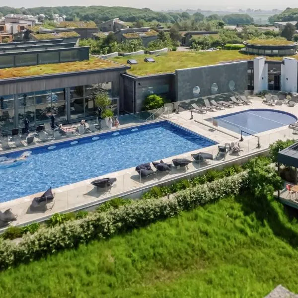 Una Argentum 62, hotel em Carbis Bay