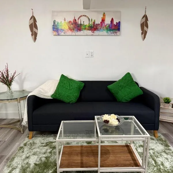 Cozy 1-Bed Basement Suite, hotel em Calgary