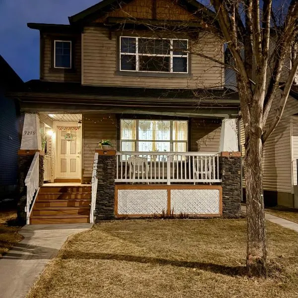 Cozy 1-Bed Basement Suite, hotell i Calgary