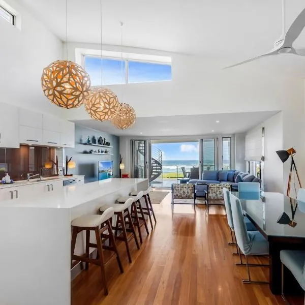 Costa del Sol, hotel di Lennox Head