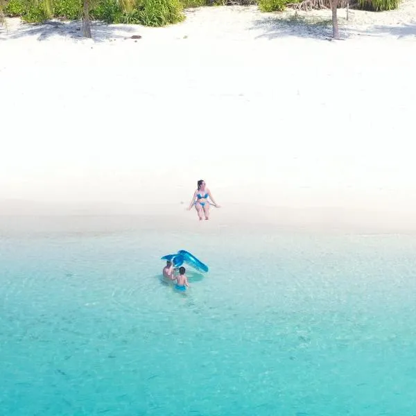 Handhuvaru Maldives, hotel en Milandu