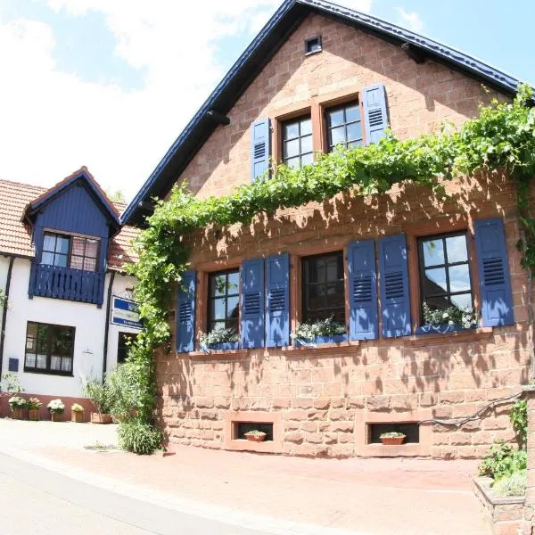 Gästehaus Nonno Weyher - Apartments mit Self Check-In, kostenlosem Parkplatz und Sonnenterrasse, hotel u gradu Weyher
