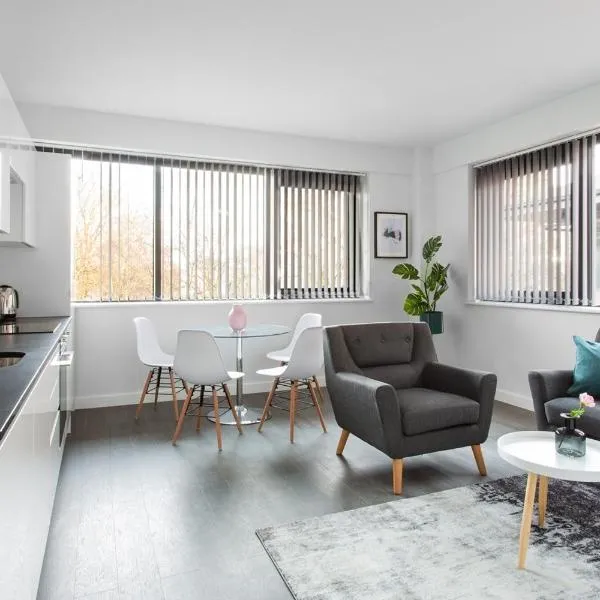 Abbott House by Viridian Apartments, hotel in St. Albans