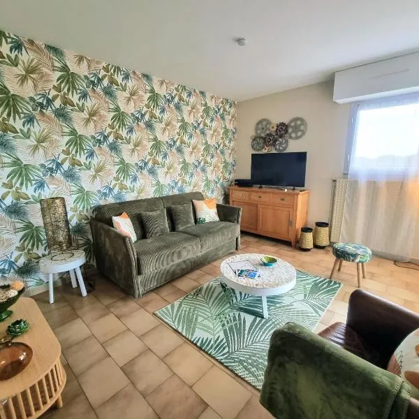 Spacieux T2, emplacement idéal et parking privé, hotelli kohteessa Uzès