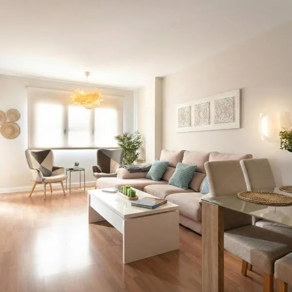 EnjoyGranada Sky Penthouse Luxury 3BR, Pool and Amazing Views โรงแรมในกรานาดา