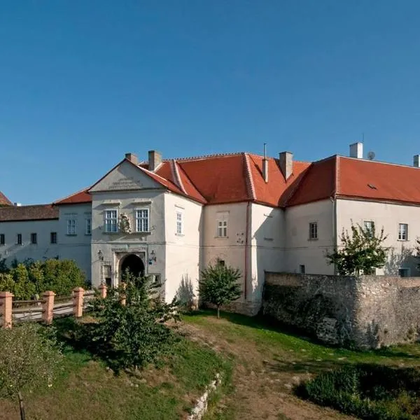 Schlosshotel Mailberg, hotel sa Mailberg