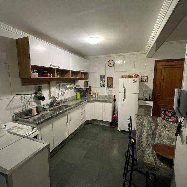 Apartamento - 200m da Praia Canto do Forte - 6 pessoas - Foto 4