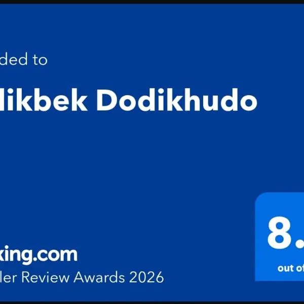 Milikbek Dodikhudo, hotel en Khorog