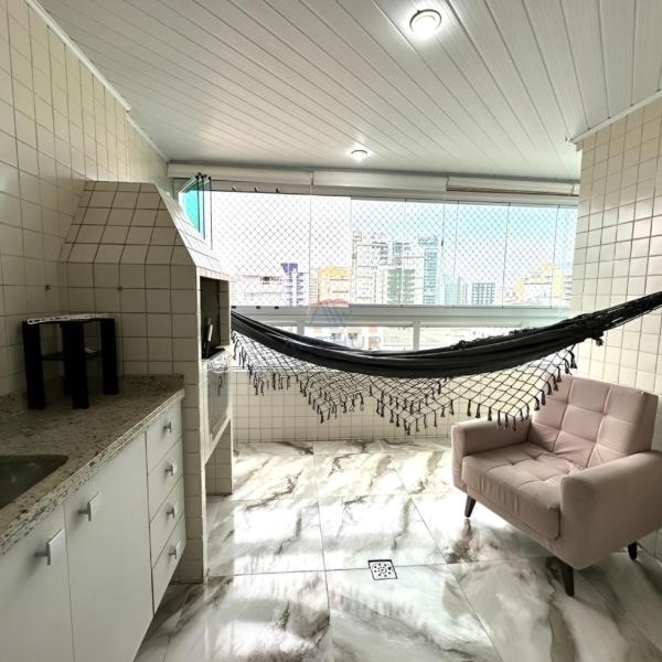 Apto Confortável e Reformado a 200m da Praia da Guilhermina - 2 Vagas, WiFi e Roupas de Cama Inclusas! - Foto 5