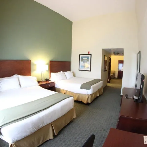 Holiday Inn Express & Suites Cocoa by IHG，可可的飯店