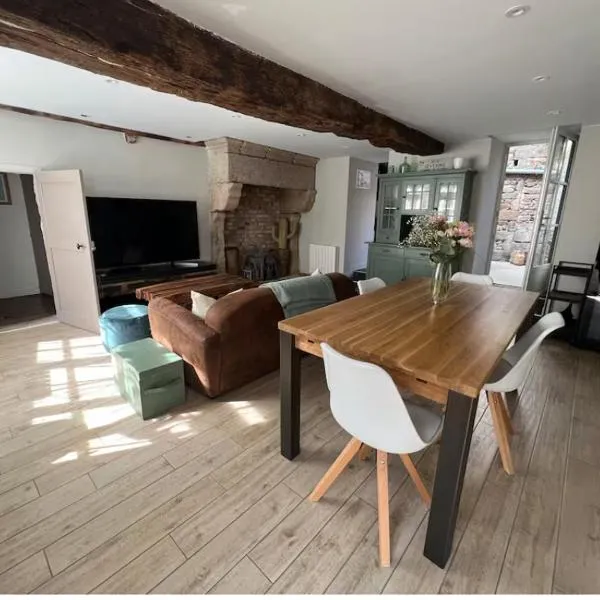 maison de Charme Medievale au coeur de Dinan , Authenticite et confort, hotel v destinaci Dinan