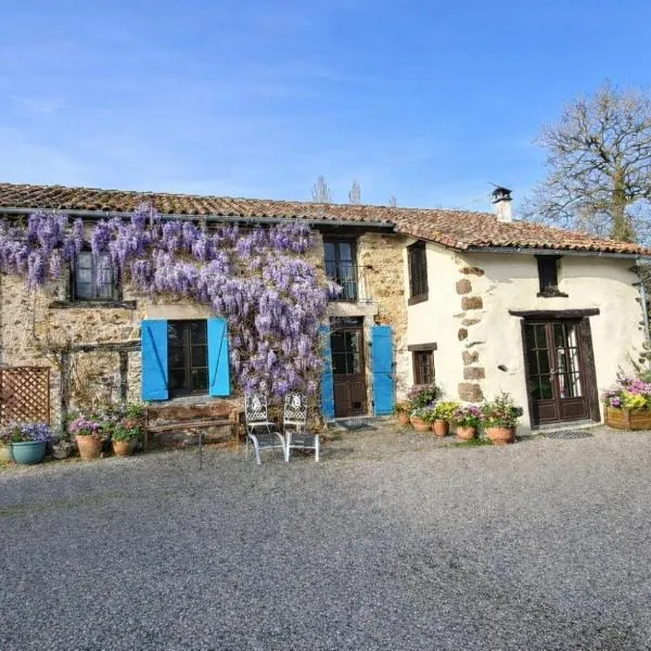 Maison Saint Romain, hotel v destinaci Saulgond