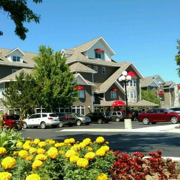 Cherry Tree Inn & Suites, hotel en Fife Lake