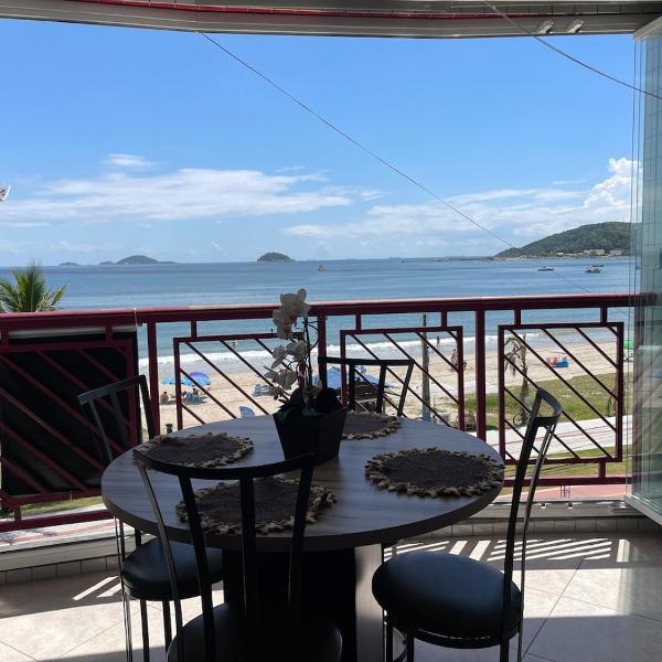 Apartamento frente mar na Enseada