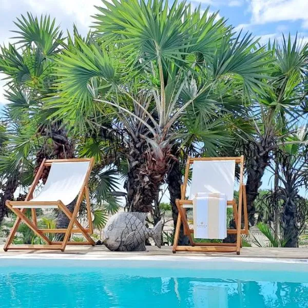 Coral Villa - Beachfront Villa with Private Pool by Karula, Hotel in Inhambane