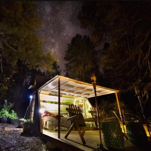 Convertible A-Frame Glamping Cabin Zion National Park, готель у місті Зайен Лодж