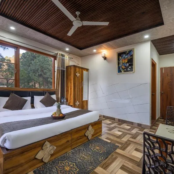 Hotel Elegant Dreamscape Kasauli by Splendid Retreat Hotels: Kasauli şehrinde bir otel