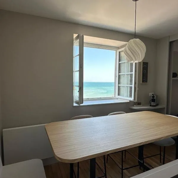 L'Harmonie des Vagues, hotel em Granville